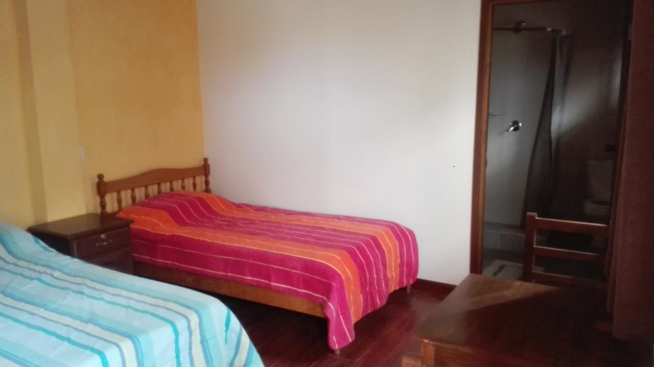 Piedra Blanca Backpackers Hostel Uyuni Ngoại thất bức ảnh
