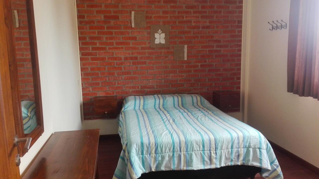 Piedra Blanca Backpackers Hostel Uyuni Ngoại thất bức ảnh