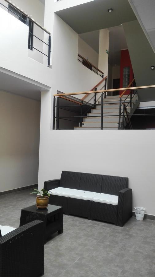 Piedra Blanca Backpackers Hostel Uyuni Ngoại thất bức ảnh