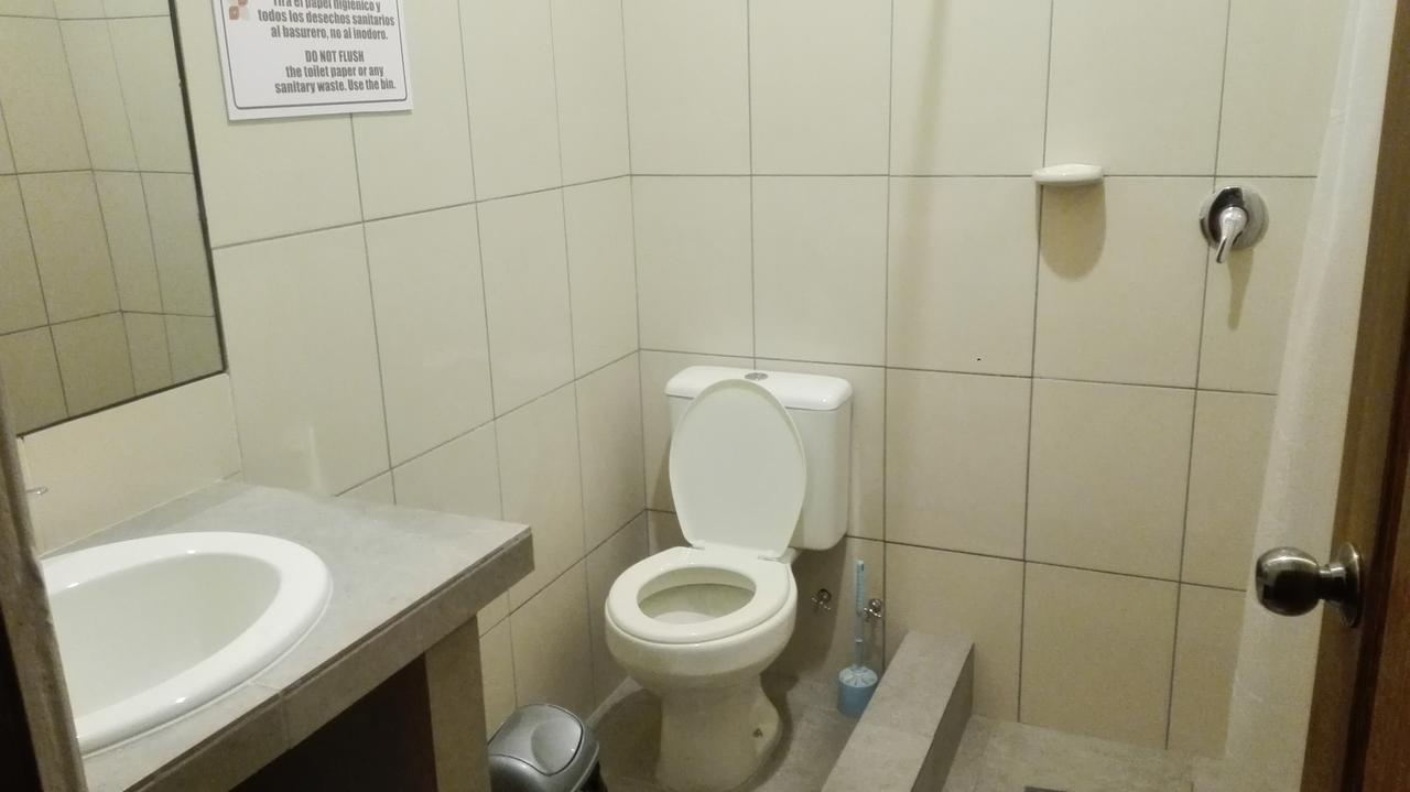 Piedra Blanca Backpackers Hostel Uyuni Ngoại thất bức ảnh