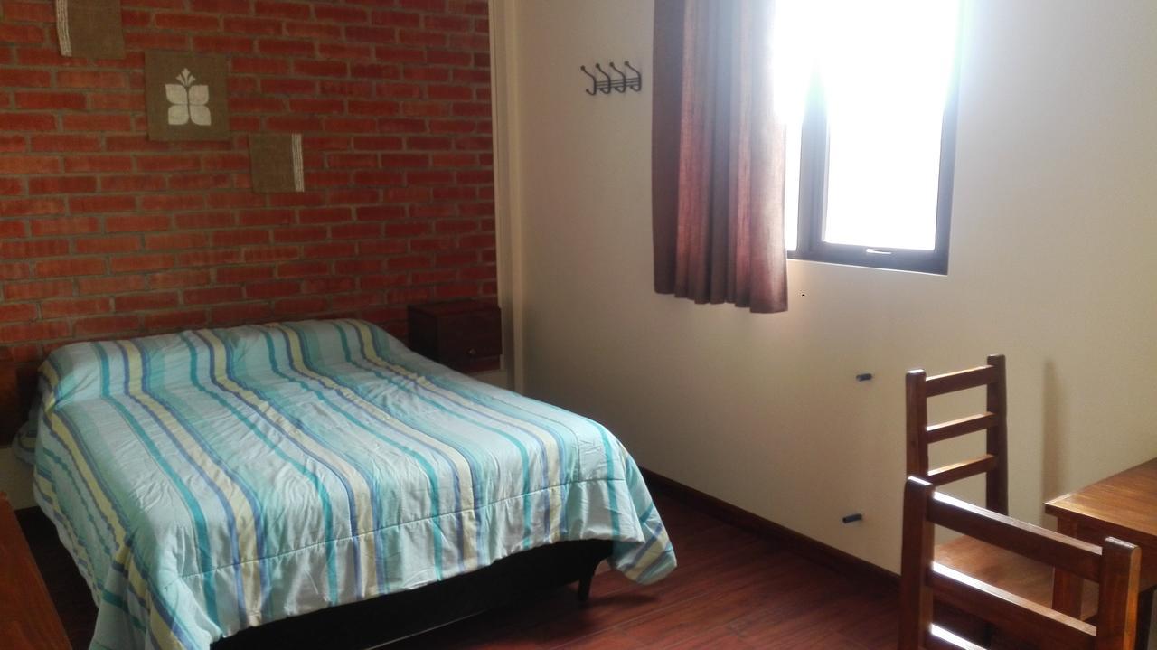Piedra Blanca Backpackers Hostel Uyuni Ngoại thất bức ảnh